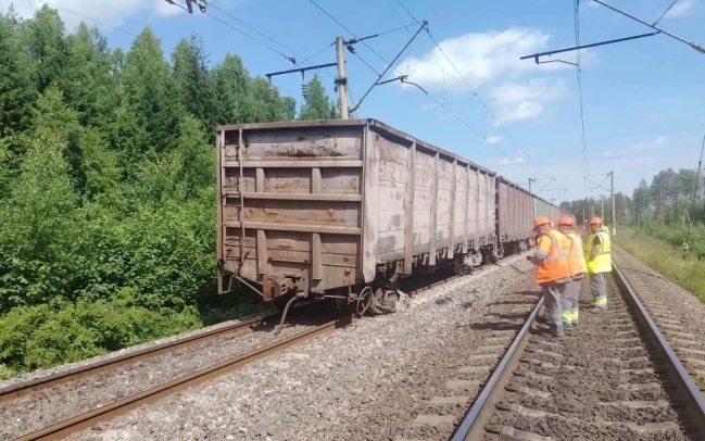 По факту инцидента с грузовым поездом в Вологодской области начата проверка