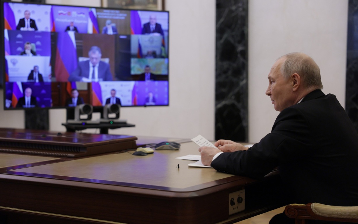 Путин: удары ВСУ по детям только стимулируют российских военных на поле боя