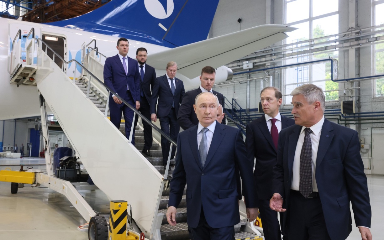 Путин: уровень новых российских самолетов SSJ-100, МС-21 и Ил-114 очень хороший