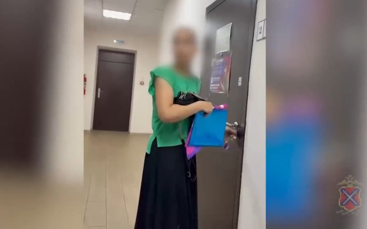 Волгоградская полиция задержала сестер за попытку похитить выплаты за бойца СВО