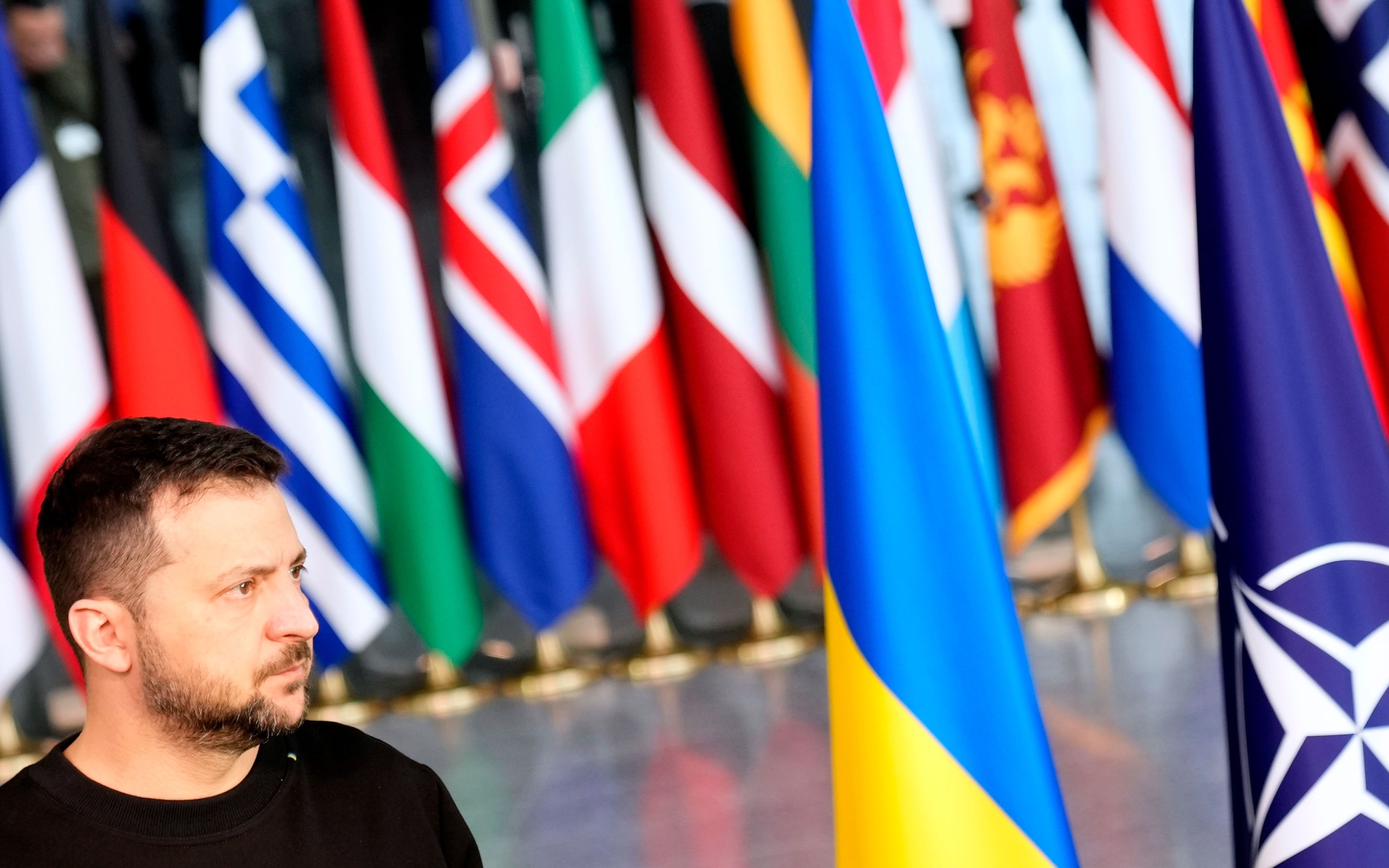 НАТО и Киев планируют создать оружие для поражения авиабаз РФ, заявили в МИД
