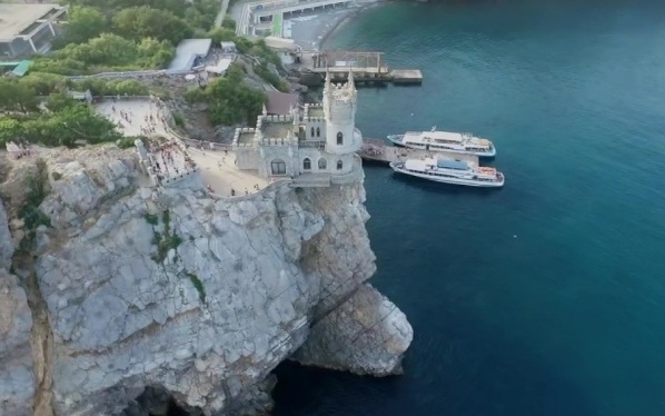 Эксперт Кнутов сравнил с дикарем автора идеи переименования Крыма