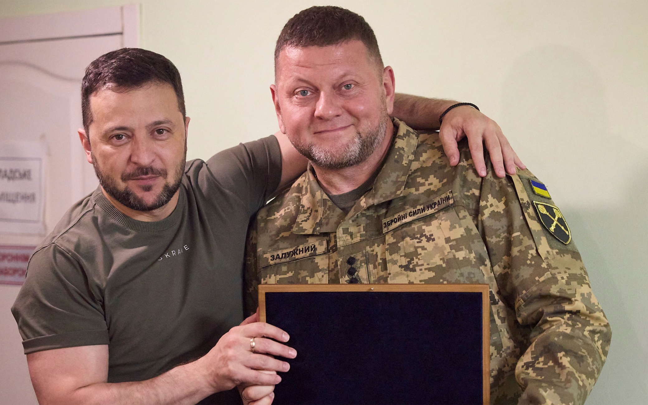 Залужному отвели роль главного конкурента Зеленского на выборах
