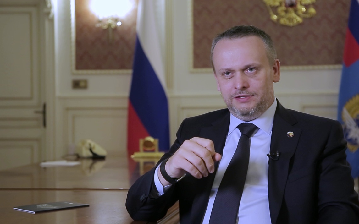 Никитин объяснил, что сдерживает развитие водного транспорта в РФ