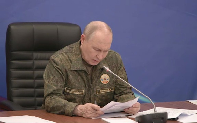 Путин назвал театрализованные методы Киева фактором дезорганизации Запада