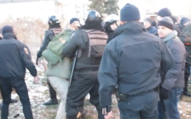 Во Львове жители протестуют против ТЦК из-за насильственной мобилизации мужчины