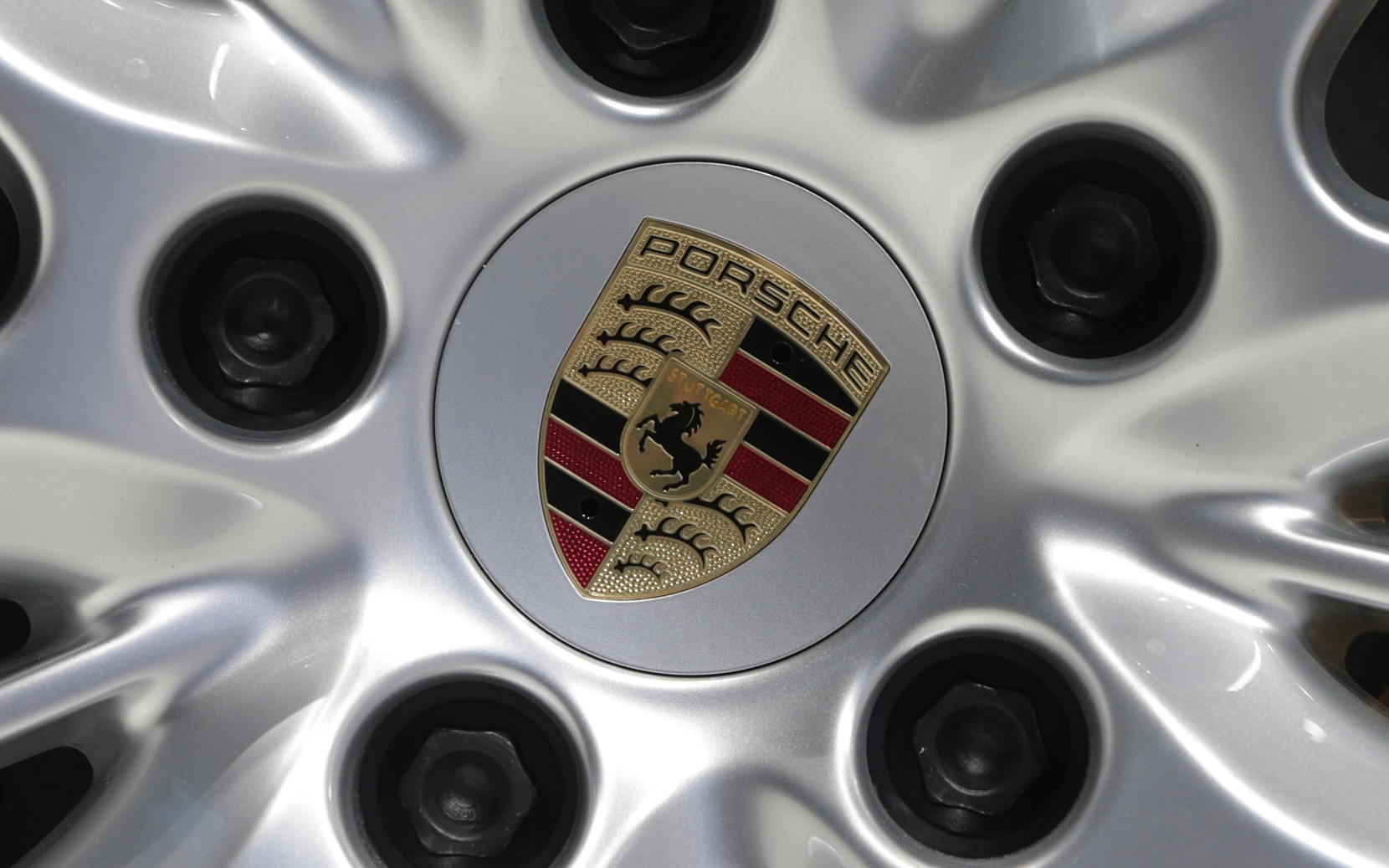 Bloomberg: спрос на Porsche в 2026 году уже рухнул на 16%