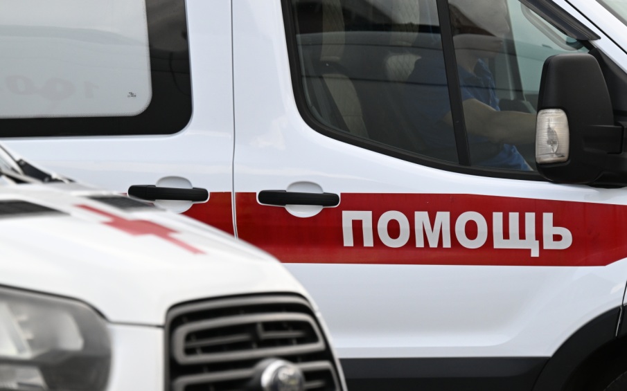Не меньше 10 человек пострадали в ДТП с автобусом и "Газелью" в Москве