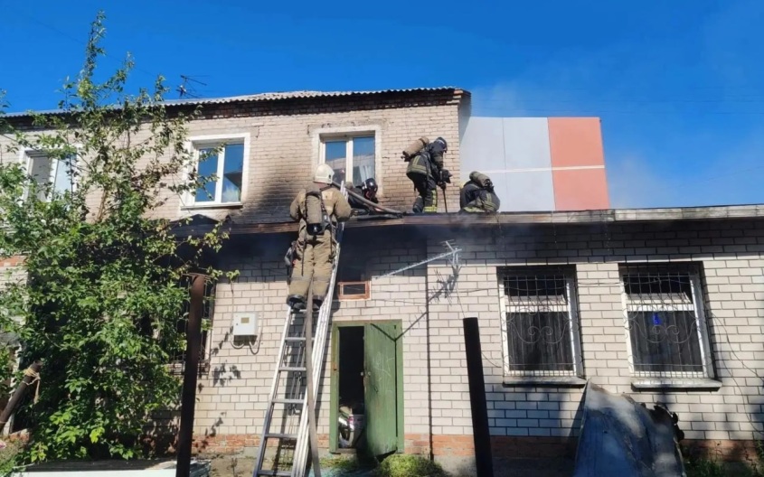 Оставленные без присмотра дети погибли во время пожара в Барнауле
