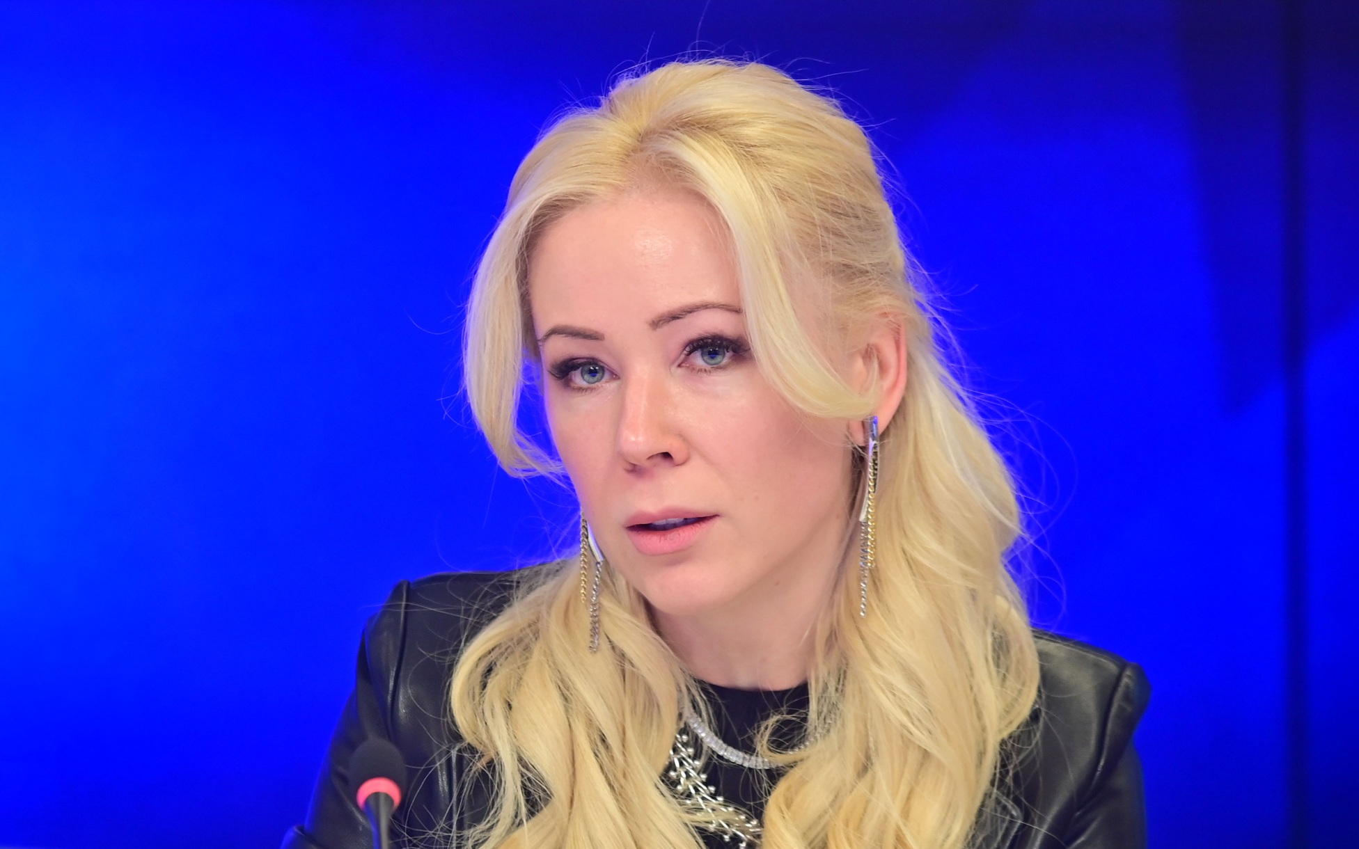 Мизулина раскритиковала заявление Минпросвещения о мармеладных червячках