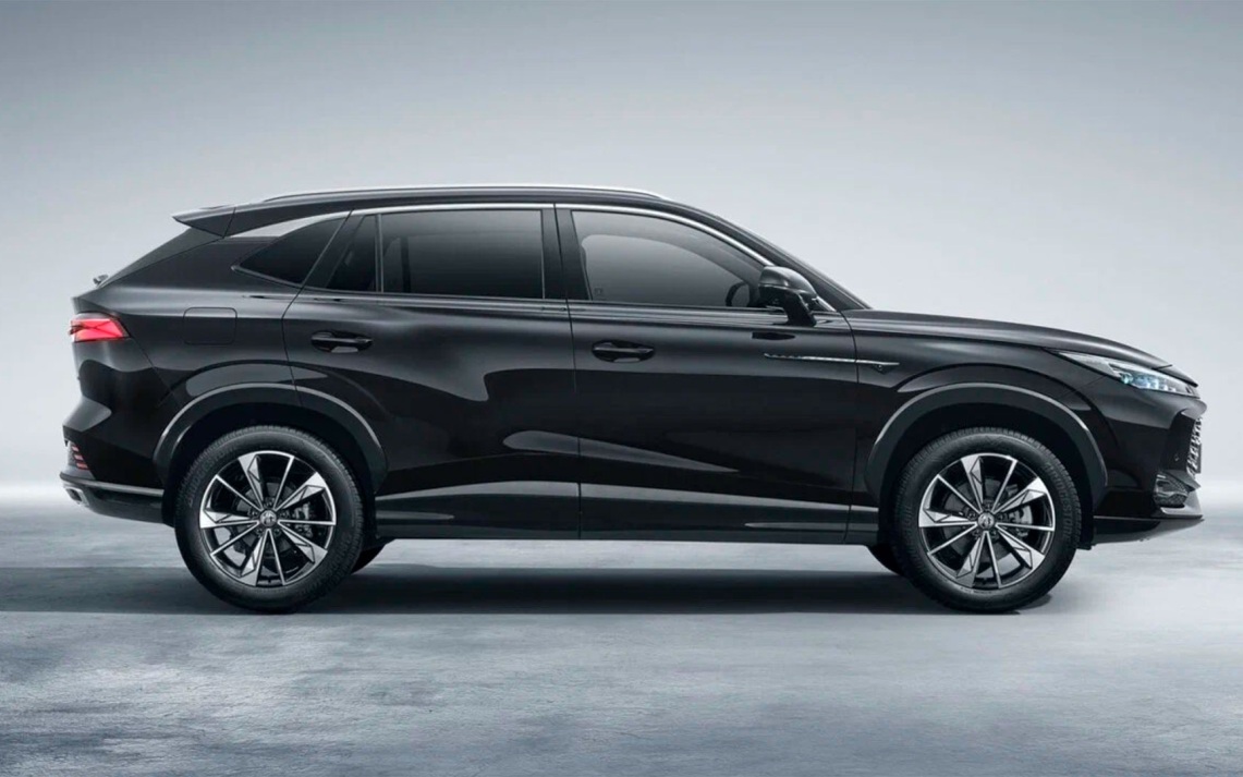 Продажи новых моделей "Москвича" не достигли 500 автомобилей за 4 месяца