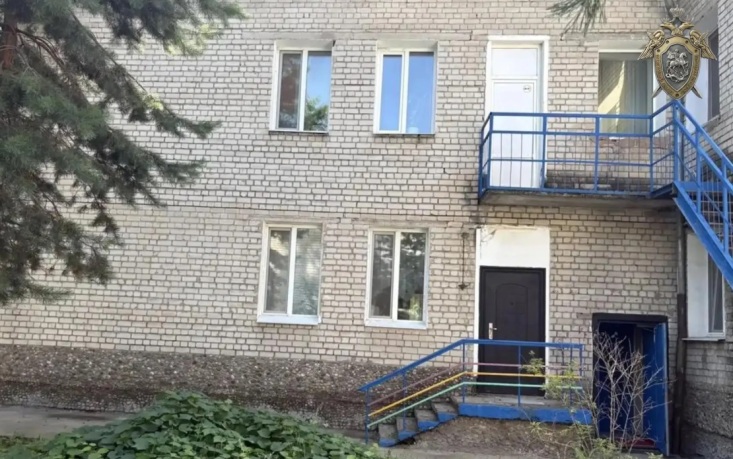 В Благовещенске возбуждено дело после падения ребенка из окна в детсаду