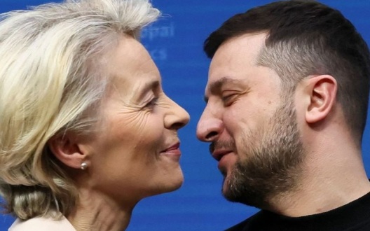 Скабеева назвала вручение фон дер Ляйен ордена Европы взяткой от Зеленского