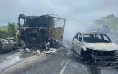 Три человека погибли в ДТП с 4 автомобилями в Самарской области