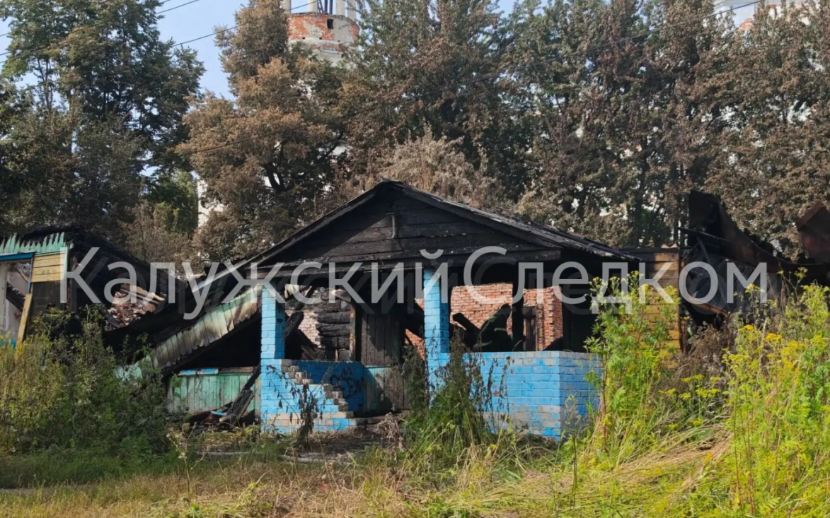 Мужчина погиб на пожаре в Калужской области, СК начал проверку