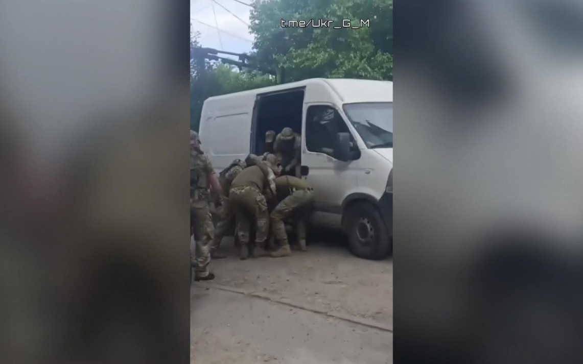 Украинский омбудсмен Лубинец: лишь 10% случаев мобилизации проходят по правилам