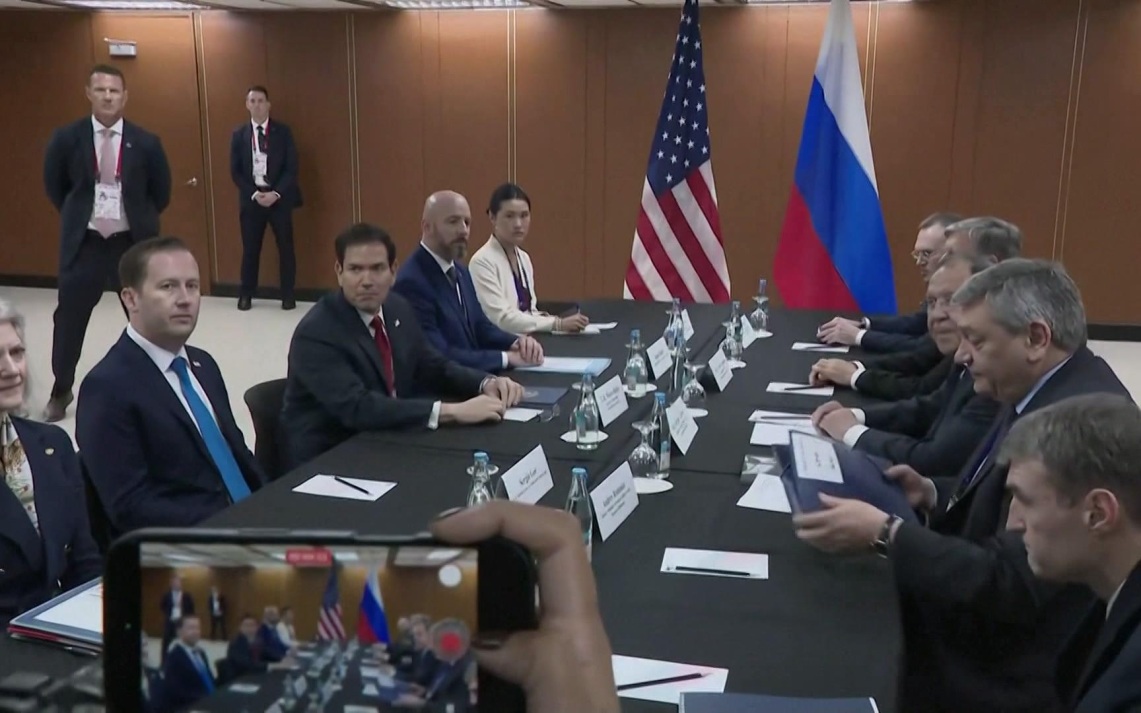 Рубио и Лавров обсудили в Маниле нормализацию работы дипмиссий России и США
