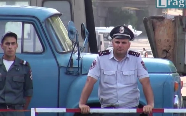 В Армении задержали двух братьев по обвинению в убийстве матери