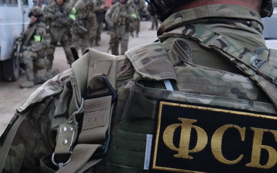 Появились кадры уничтожения бомбы, заложенной под машину силовика в Москве