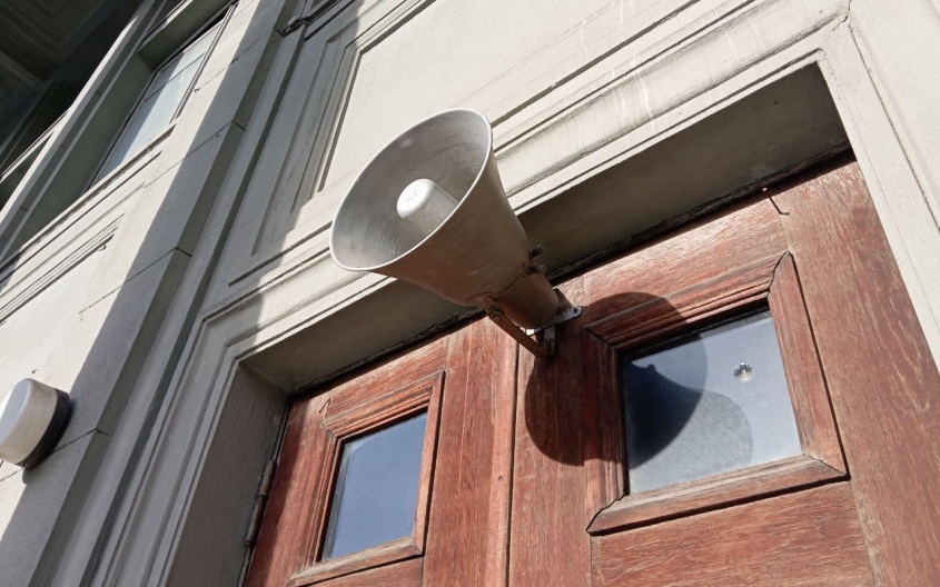 В Белгороде объявили угрозу повторной атаки БПЛА