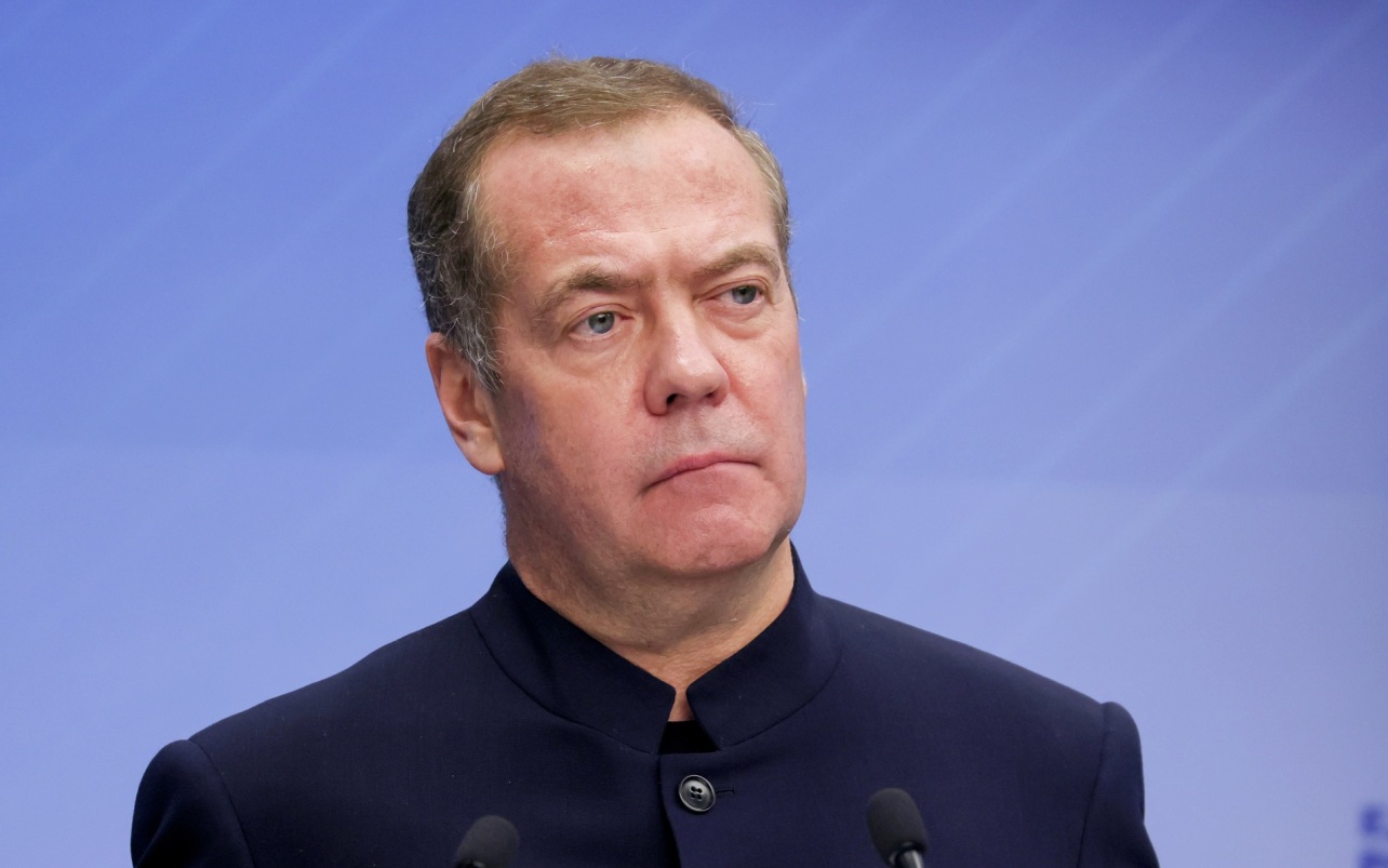 Медведев напомнил поддерживающей Киев Британии о "Посейдоне"