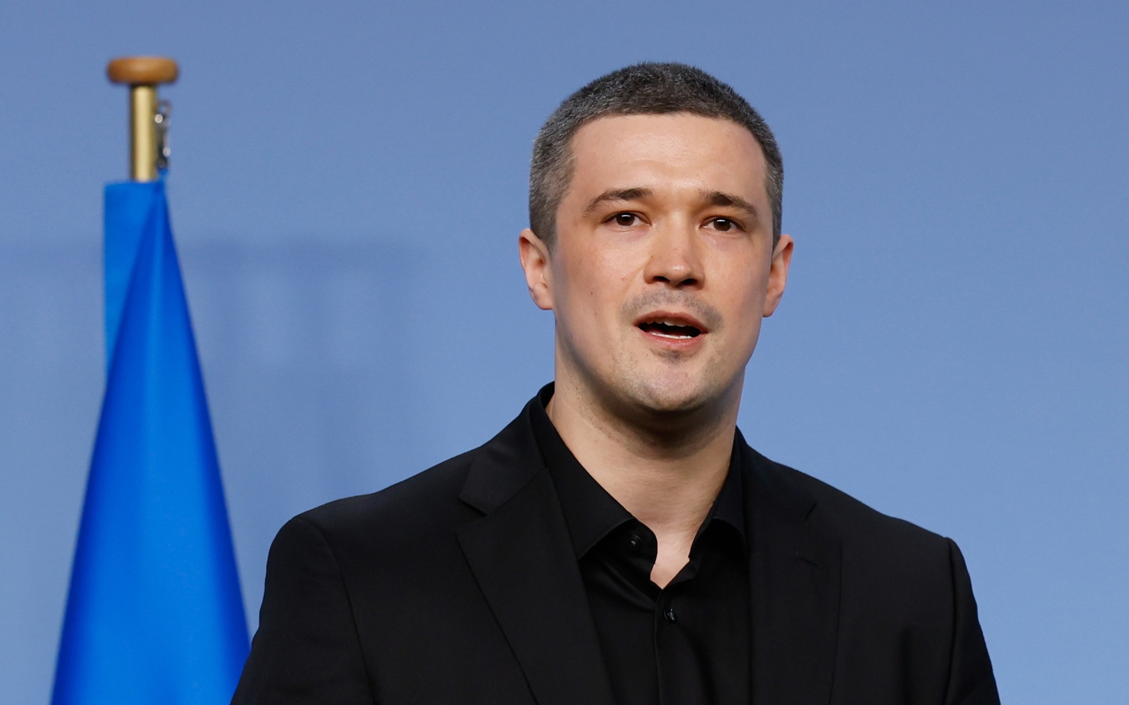 "Появился еще один враг": СМИ о последствиях отставки Федорова для Зеленского