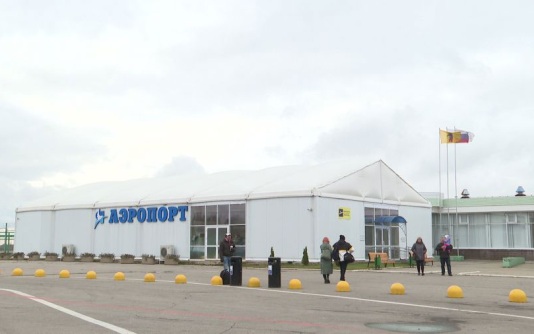 Приостановлена работа аэропорта Ярославля