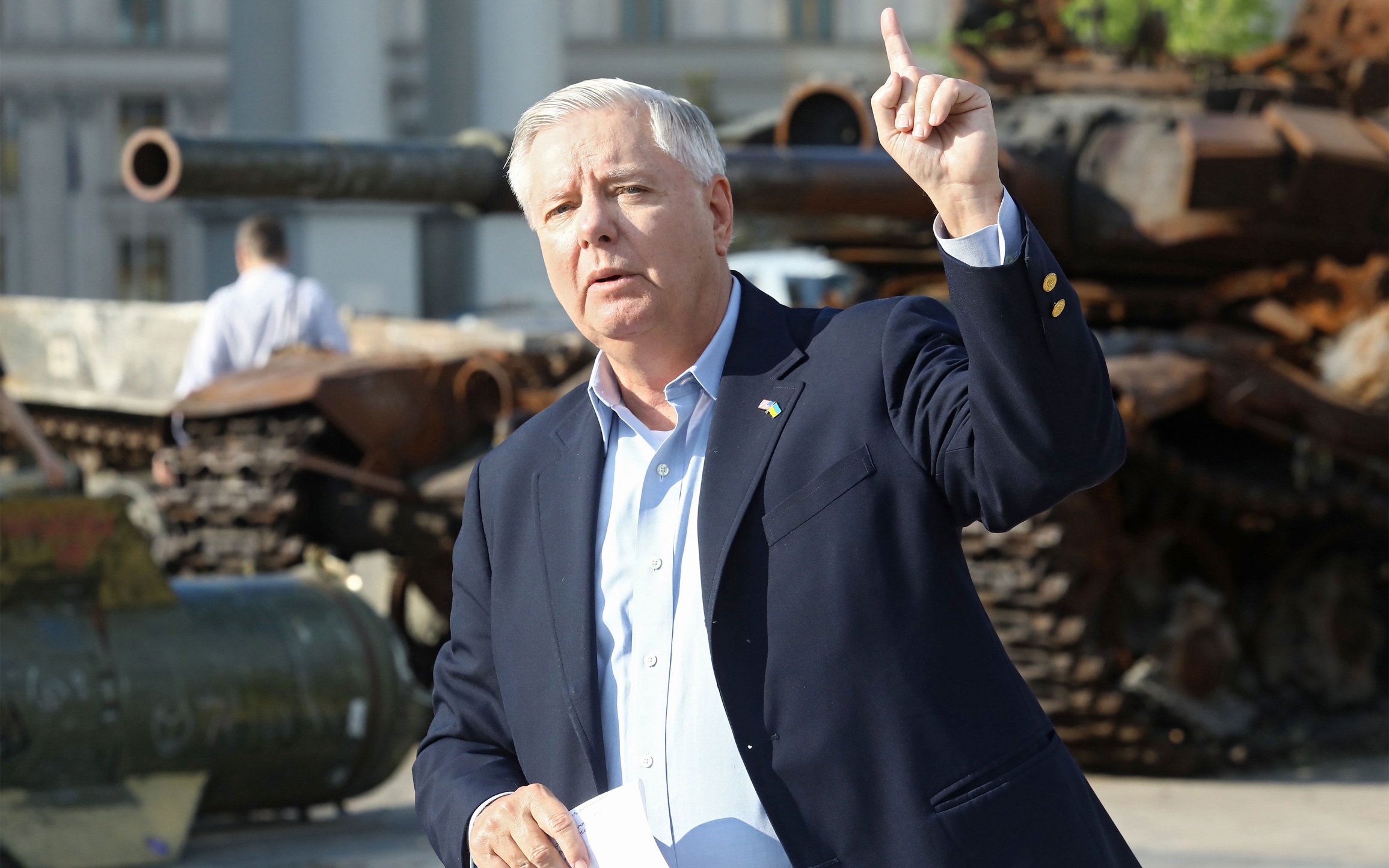 Экс-сотрудник СБУ Прозоров заявил, что похороны Грэма попахивали сатанизмом