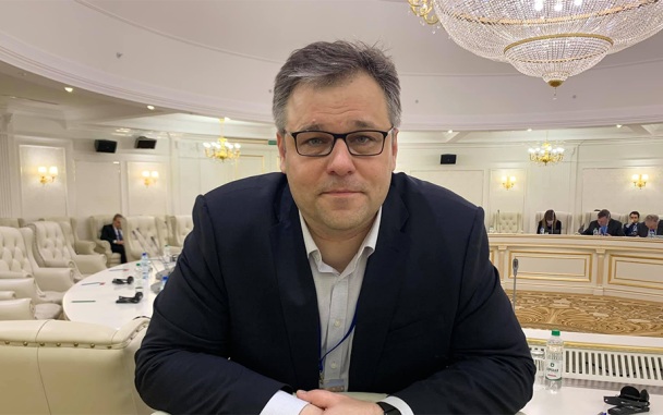 Мирошник объяснил желание Киева втянуть НАТО в прямой конфликт с Россией
