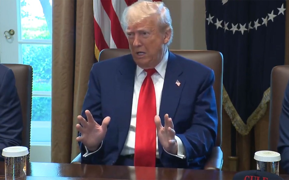 Забрать все, что хотим: Трамп об "очень выгодной" сделке с Киевом по редкоземам