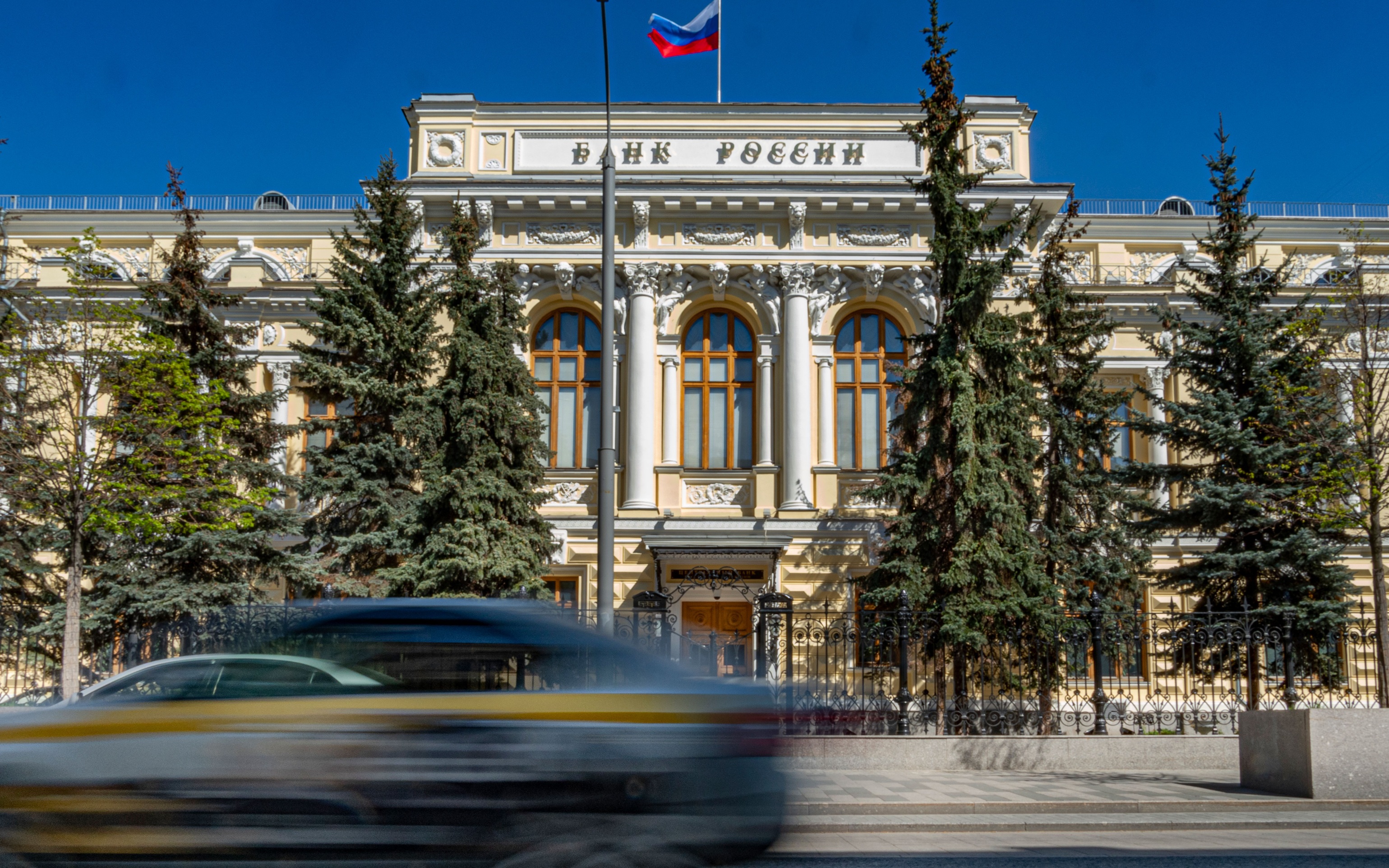 Центробанк выпустит четыре памятные серебряные монеты