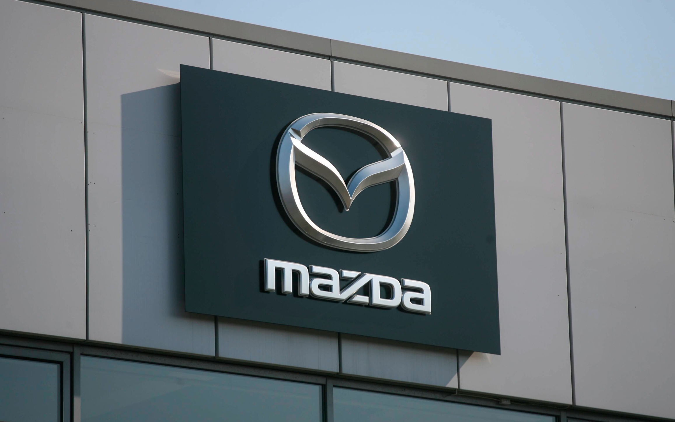 Эксперт Целиков: продажи Mazda в мире упали на 5%, а в РФ показали рост на 760%