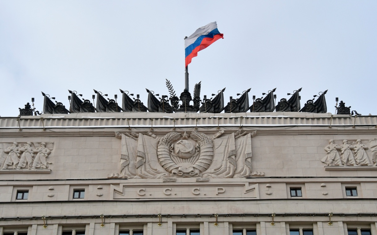 Путин провел масштабные кадровые перестановки в Минобороны и армии