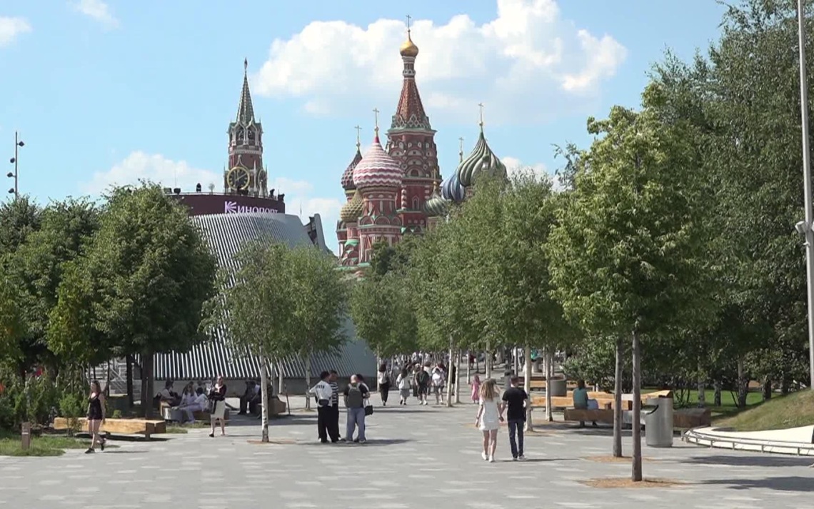 Желтый уровень опасности объявили в Московском регионе из-за жары и грозы