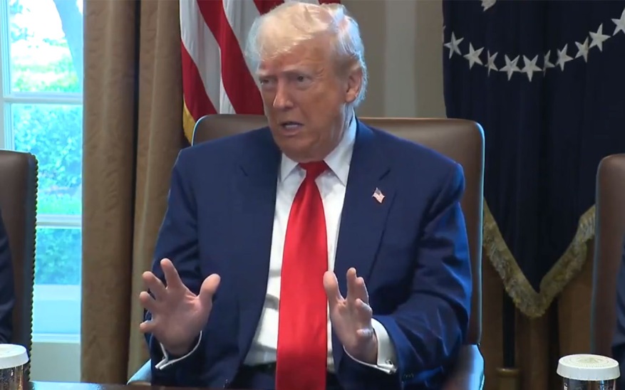 Трамп сообщил о строительстве в Белом доме комплекса с секретными объектами