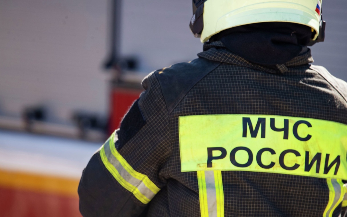 Пластиковая бутылка в салоне машины может привести к пожару