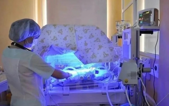 До конца года в перинатальный центр Приморья поступит 57 единиц медоборудования