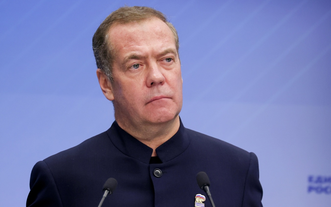 Медведев предрек Армении судьбу Грузии при продолжении курса на Запад