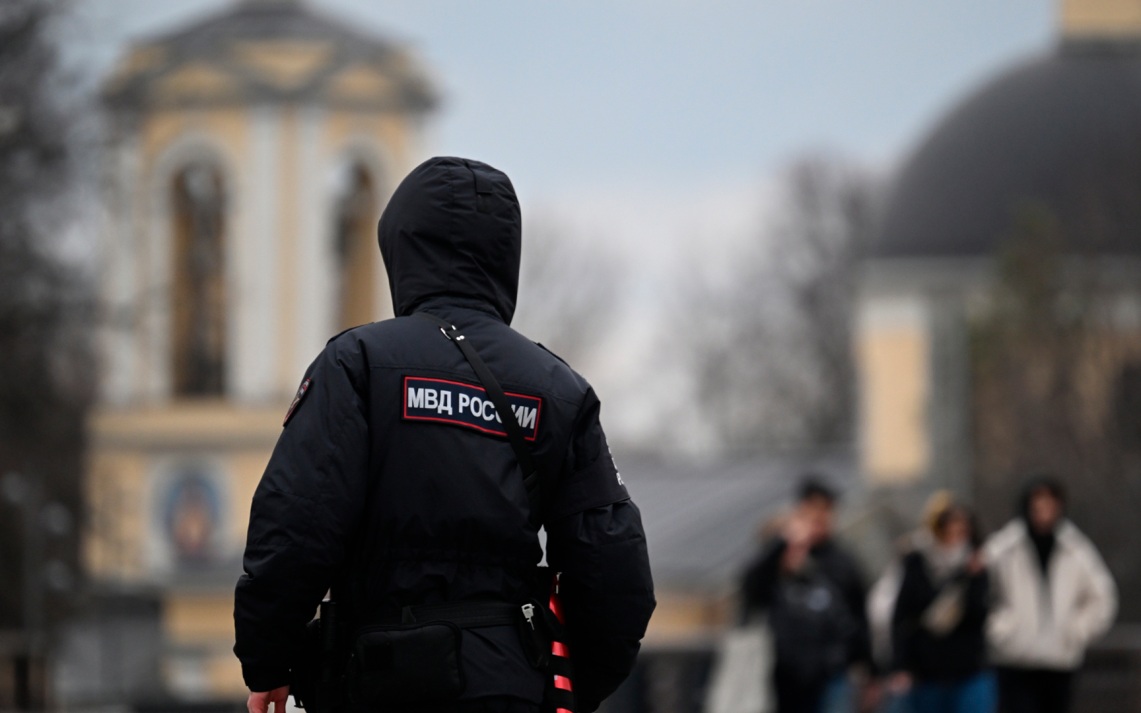 Часть Паромной улицы в Москве перекрыта из-за подозрительного автомобиля