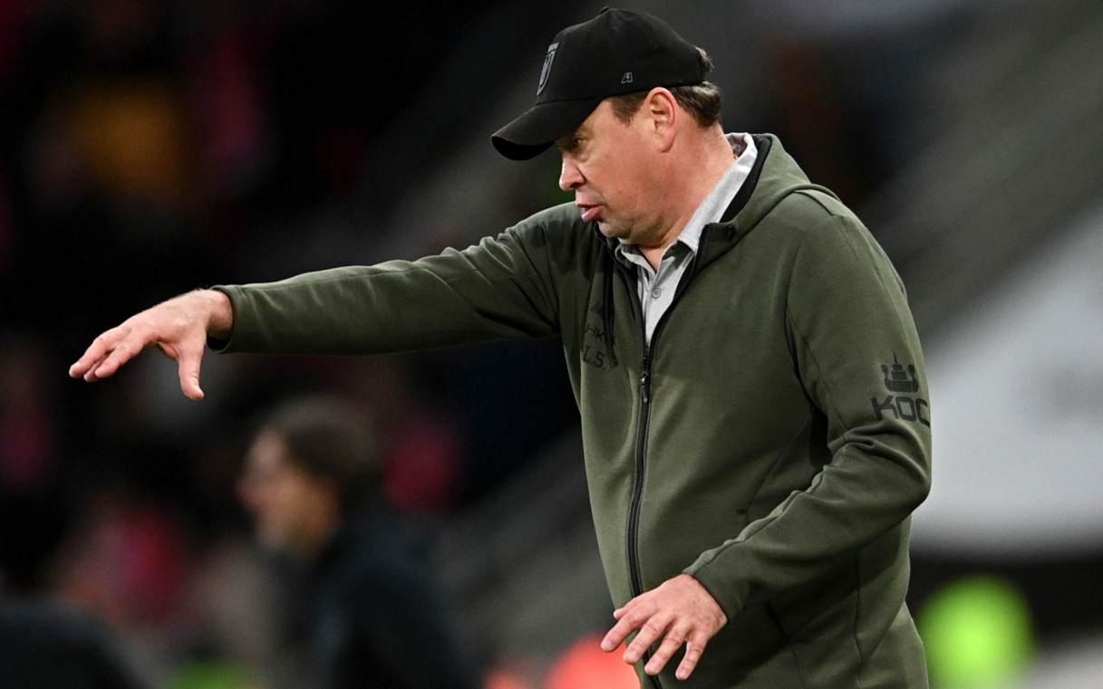 Тренер Слуцкий сменил Китай на российский медиафутбол
