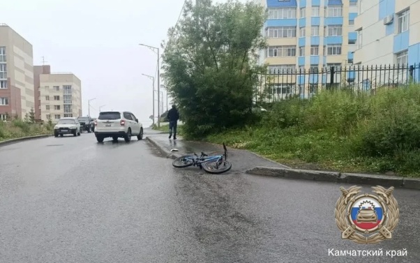 Ребенок на велосипеде пострадал в ДТП в Петропавловске-Камчатском