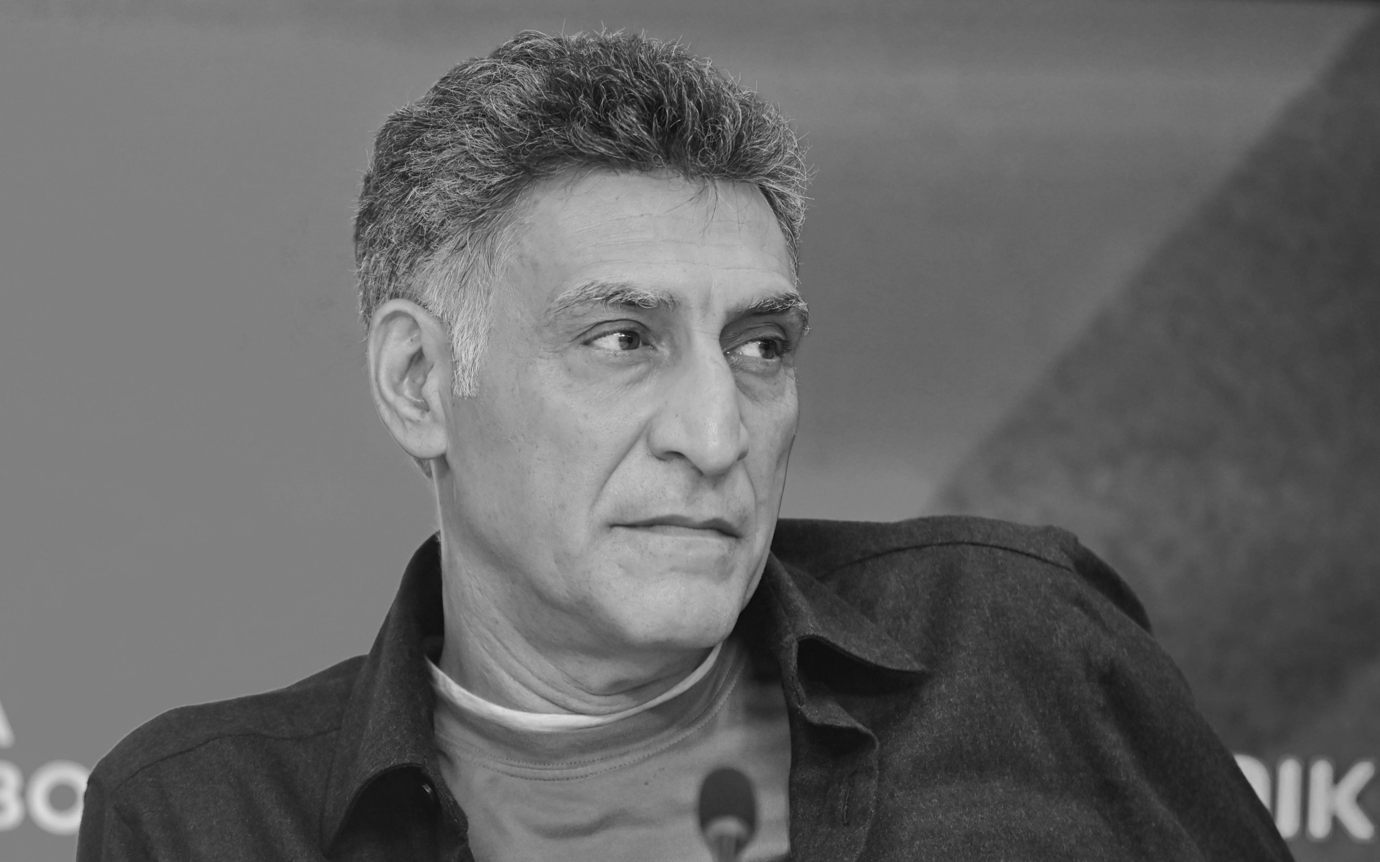 Мужчина, спасший ребенка на петербургском пляже, получит премию имени Кеосаяна
