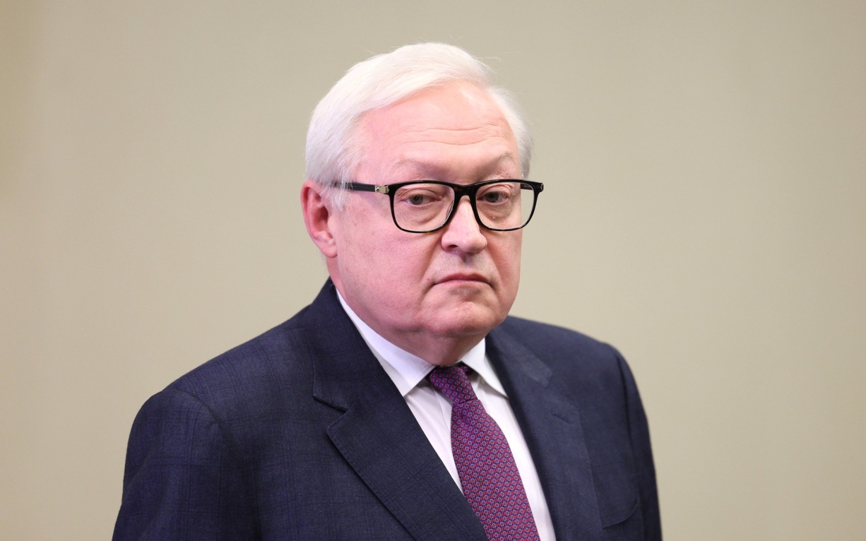 Рябков заявил о готовности России принять Уиткоффа и Кушнера
