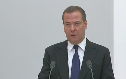 Медведев: слова премьера Японии о Курилах ничего не изменят