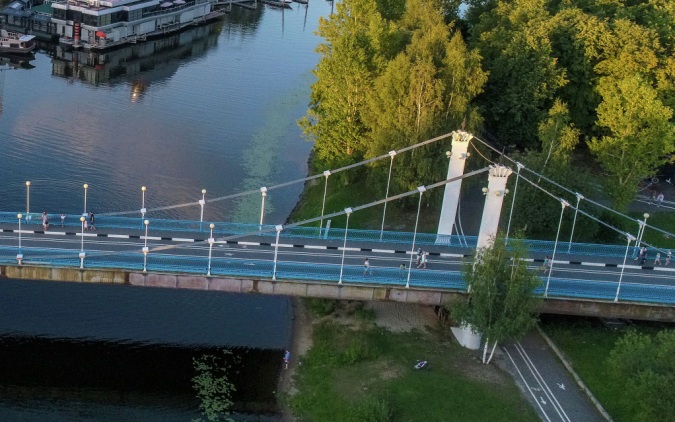 Перекрыто движение транспорта на выезде из Ярославля в сторону Москвы