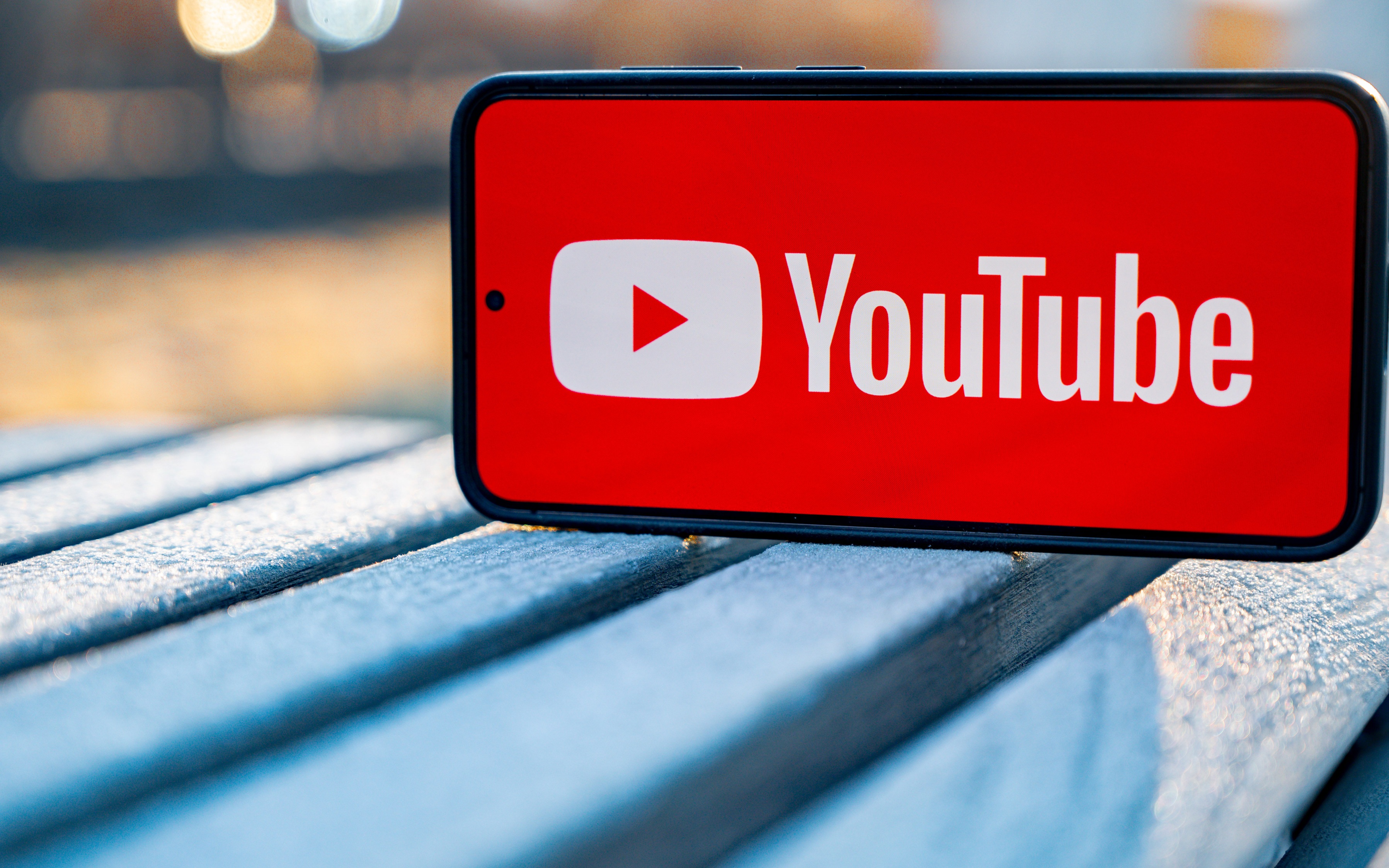 YouTube-канал актера из сериала "Универ" заблокировали на Украине