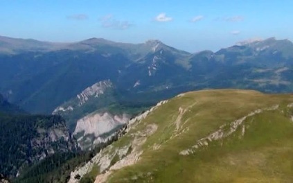 В Крыму спасли туристов, застрявших при подъеме на гору Демерджи
