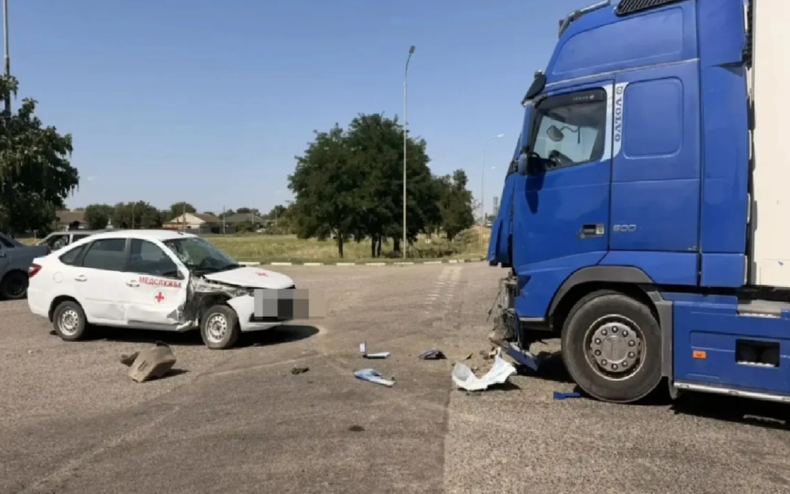 Пациент погиб в ДТП со скорой помощью в Ставропольском крае