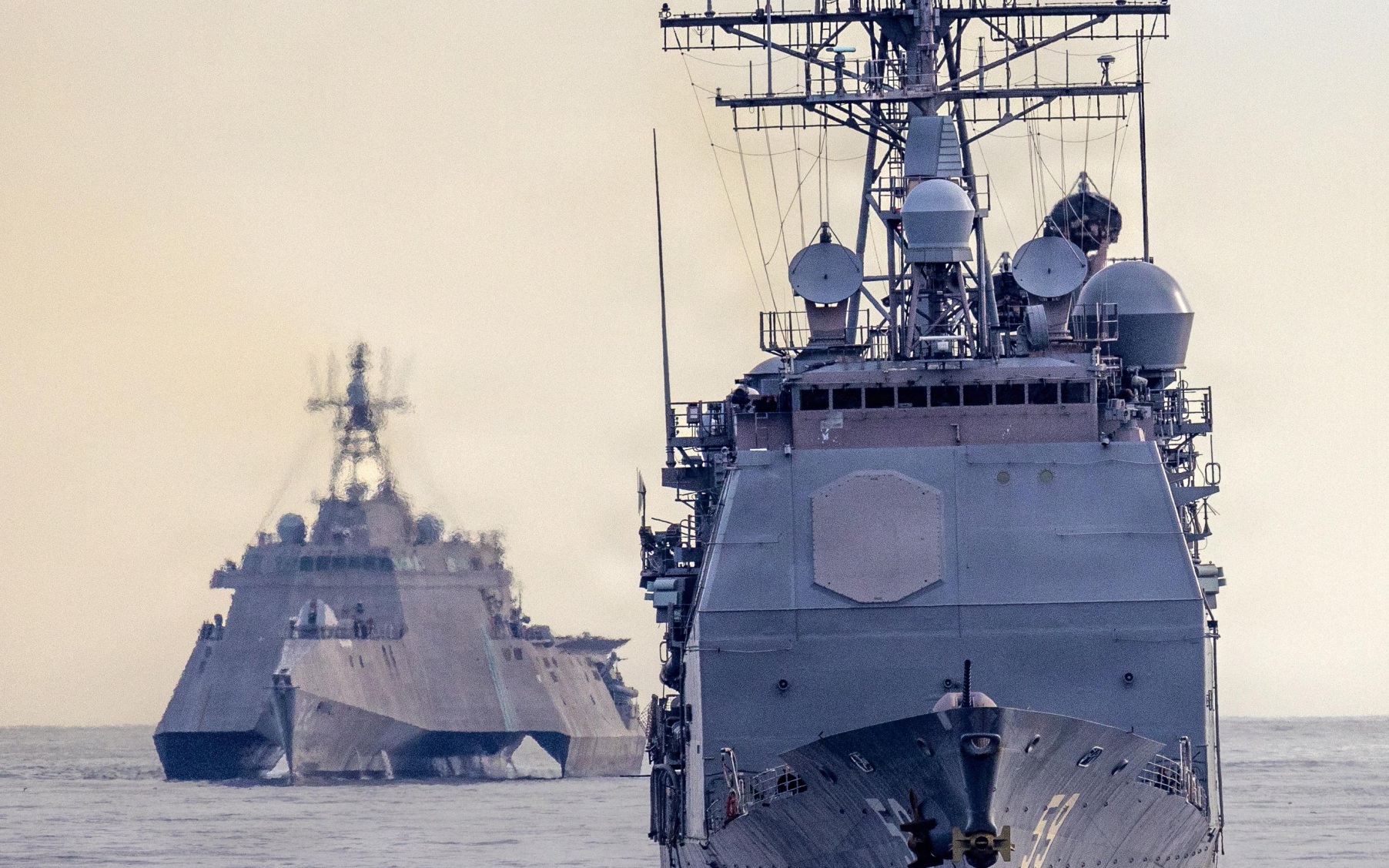 ВМС США разрабатывают ракету "воздух-воздух" нового поколения большей дальности