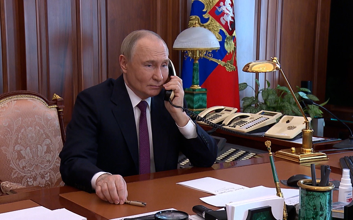 Путин поговорил по телефону с президентом Сирии